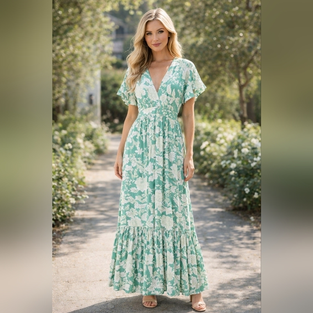 NWT Minkpink Felicia Floral Tiered Dress Size XS Mint Green Maxi
